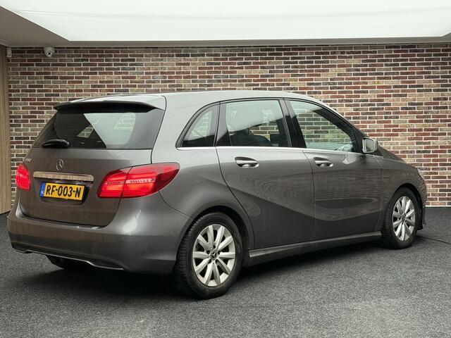 Mercedes-Benz B-KLASSE 180 Business Solution Camera Stoelvrwm Navi Led Trekhaak