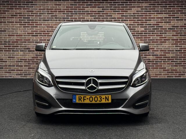 Mercedes-Benz B-KLASSE 180 Business Solution Camera Stoelvrwm Navi Led Trekhaak