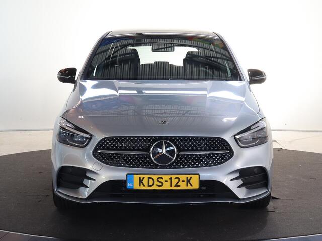 Mercedes-Benz B-KLASSE 250e Business Solution AMG | Panoramaschuifdak | Night | Premium plus pakket | Winter pakket | Trekhaak | Head-up display |