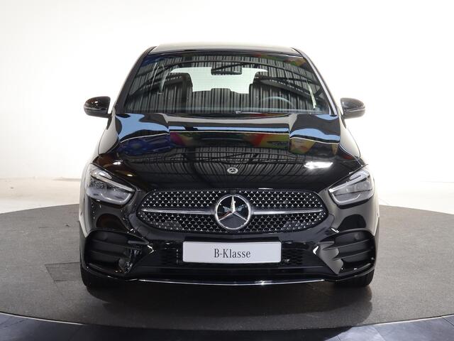 Mercedes-Benz B-KLASSE 250e Business Solution AMG | Panoramaschuifdak | Winter pakket | Achteruitrijcamera | Trekhaak |