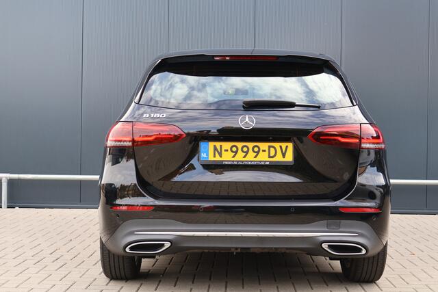Mercedes-Benz B-KLASSE 180 Business Solution Luxury Automaat | Trekhaak afn. | Camera | Stoelverwarming | Apple Carplay / Android Auto | DAB+ Radio