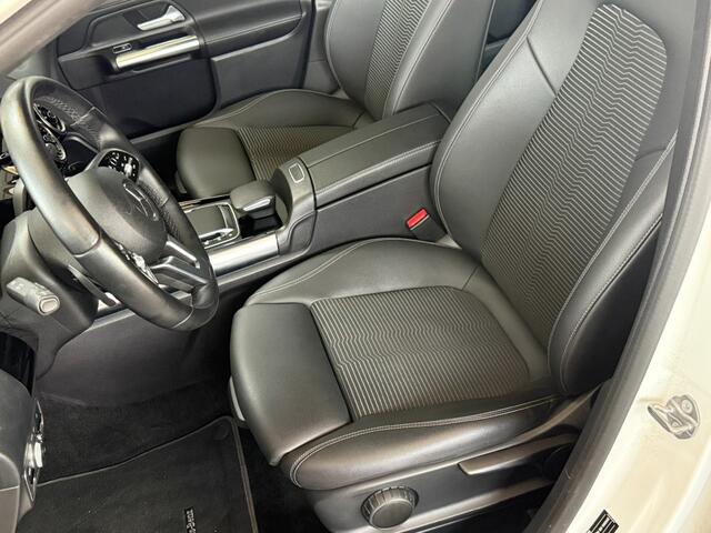 Mercedes-Benz B-KLASSE 200 BUS. SOLUTION Automaat / Carplay / Trekhaak