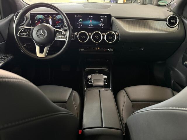 Mercedes-Benz B-KLASSE 200 BUS. SOLUTION Automaat / Carplay / Trekhaak