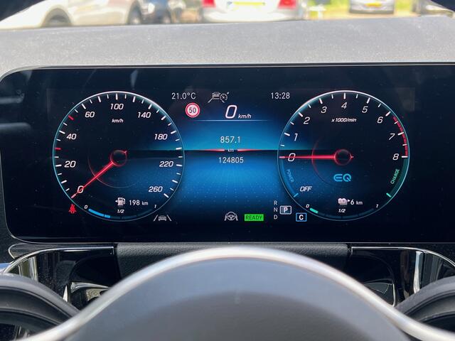 Mercedes-Benz B-KLASSE BWJ 2022 | 250 e 218PK AUTOMAAT VOL!! | PANO DAK | LEER | STOELVERW&VENTILATIE | LED | NAVI | CLIMA | PDC 2X