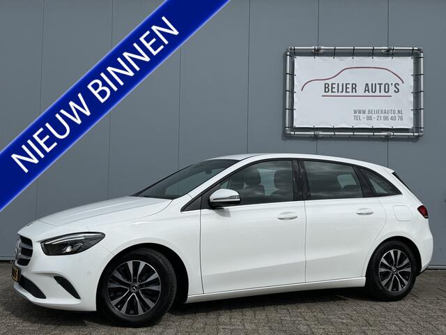 Mercedes-Benz B-KLASSE 180 Business Solution Automaat Trekhaak.