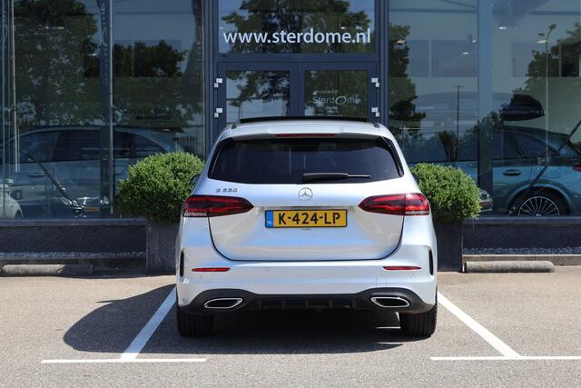 Mercedes-Benz B-KLASSE 220 AMG Line l Panoramadak l Nightpakket l LED High Performance l MBUX l Camera l Smartphone Integratie l Stoelverwarming l PTS l Airconditioning l Elektr. bedienbare Achterklep l