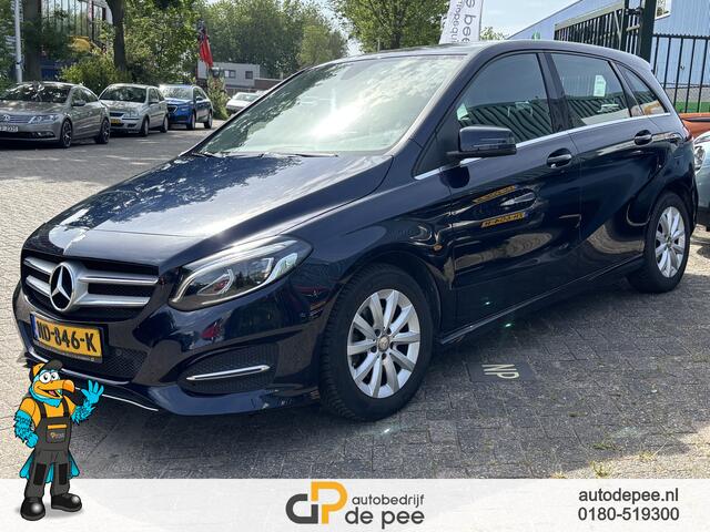 Mercedes-Benz B-KLASSE 180 Ambition GARANTIE/AUTOMAAT/CRUISE/AIRCO/NAVI/PDC/LICHTMETAAL rijklaarprijs!