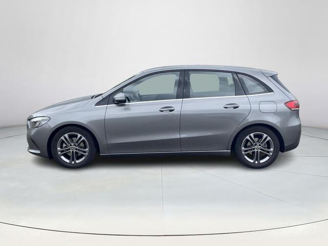 Mercedes-Benz B-KLASSE 180 Advantage | Achteruitrijcamera | Half leder | MBUX | Elektrische achterklep |
