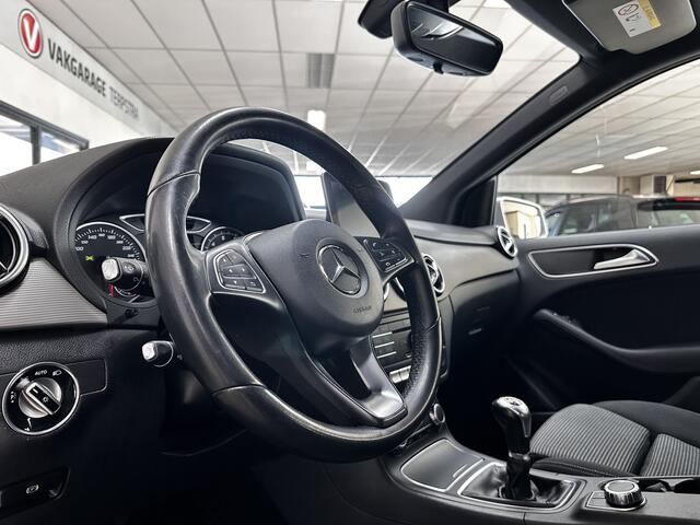 Mercedes-Benz B-KLASSE 180 Blue Efficiency/ Trekhaak/ 16'' LMV/ LED koplampen/ Keyless-GO/ Navi/ Airco/ Cruise/ Elek. pakket/ Isofix/ Bluetooth/ Armsteun/ Multi. LEDER. Stuur/ PDC.