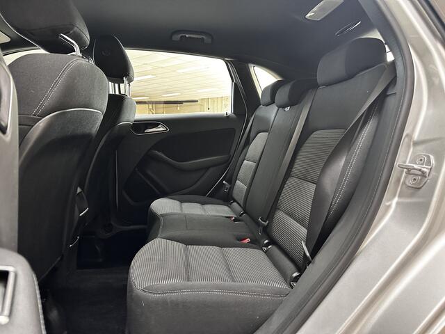 Mercedes-Benz B-KLASSE 180 Blue Efficiency/ Trekhaak/ 16'' LMV/ LED koplampen/ Keyless-GO/ Navi/ Airco/ Cruise/ Elek. pakket/ Isofix/ Bluetooth/ Armsteun/ Multi. LEDER. Stuur/ PDC.