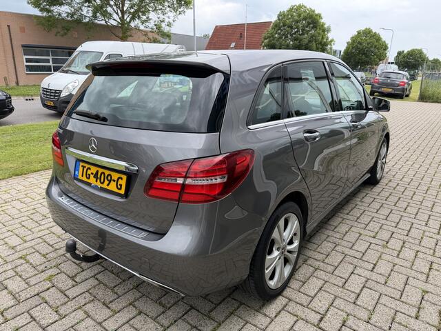 Mercedes-Benz B-KLASSE 200 Prestige Leder |