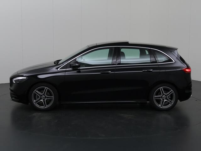 Mercedes-Benz B-KLASSE 180 Star Edition AMG Line 180 Star Edition AMG Line LIMITED Trekhaak wegklapbaar | Multibeam led | Panoramadak | Elek. Stoelen met memory |