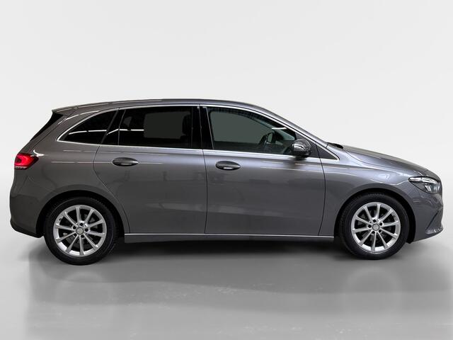 Mercedes-Benz B-KLASSE 180 Launch Edition Premium I Leder I Stoelverwarming I Cruise Control I Camera