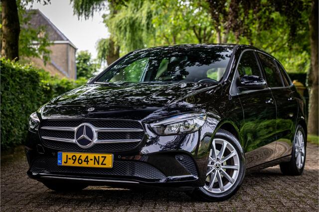 Mercedes-Benz B-KLASSE 180 Advantage Camera LED Stoelverwarming