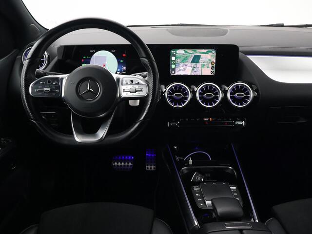 Mercedes-Benz B-KLASSE 250e 218 PK AMG NIGHT + SFEERVERLICHTING | CAMERA | 18 INCH | STOELVERWARMING