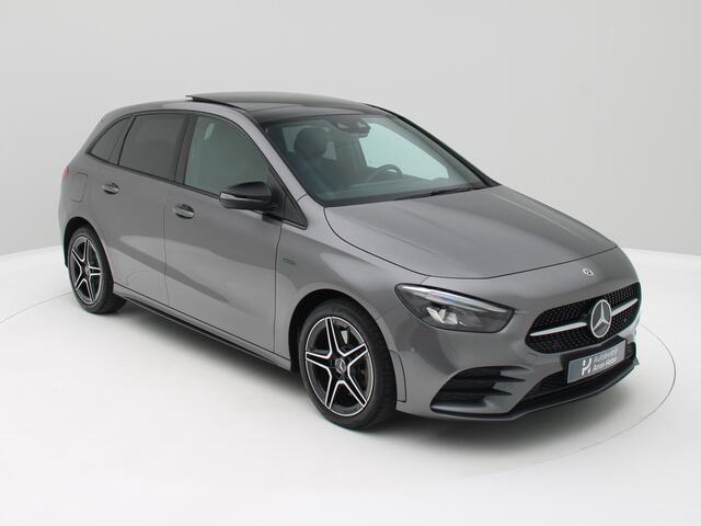 Mercedes-Benz B-KLASSE 250 e AMG Pano, Sfeer, Camera, Carplay