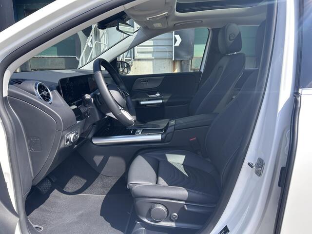Mercedes-Benz B-KLASSE 250 e Luxury Line | Panoramadak | Trekhaak | Keyless Entry
