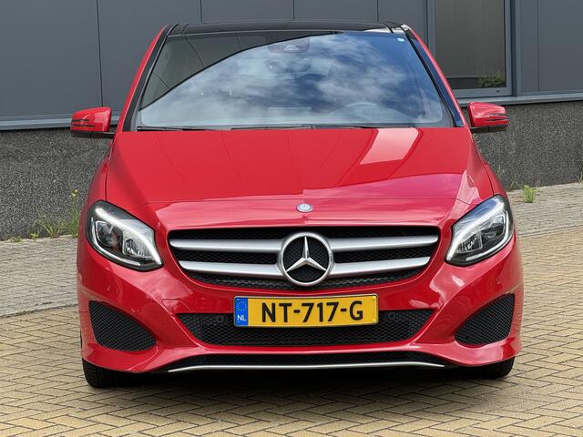 Mercedes-Benz B-KLASSE 250 Prestige Leer, \Pano dak enz