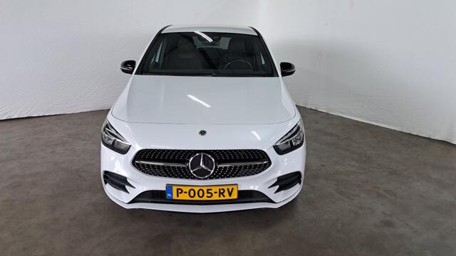 Mercedes-Benz B-KLASSE B180 Business Solution AMG Widescreen Sfeer Ledkoplampen