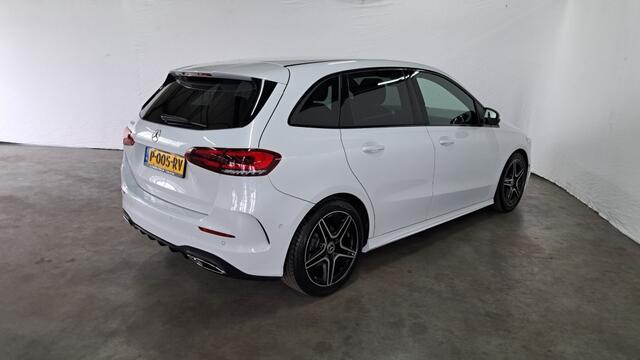 Mercedes-Benz B-KLASSE B180 Business Solution AMG Widescreen Sfeer Ledkoplampen