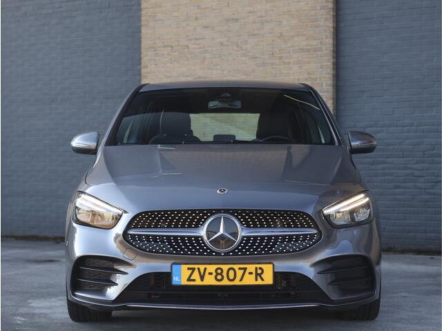 Mercedes-Benz B-KLASSE 250 AMG line 225PK Leder/Alcantara | NL Auto | Widescreen | Haak | Stoelverwarming