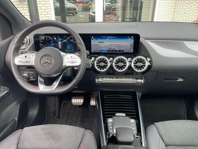 Mercedes-Benz B-KLASSE 250 4MATIC AMG Line | Rijassistentie | Panodak |