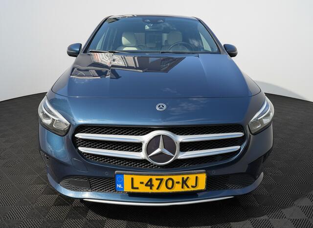 Mercedes-Benz B-KLASSE 200 Aut. 164pk Luxury, Camera | Sfeer verl. | CarPlay