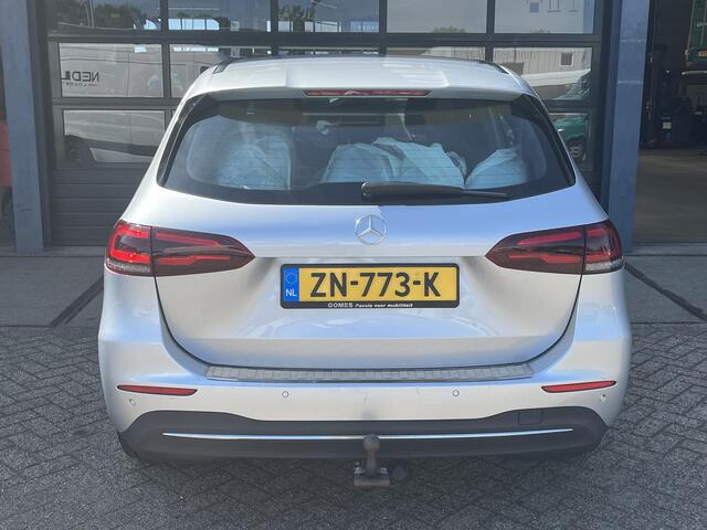 Mercedes-Benz B-KLASSE 180 Business Solution