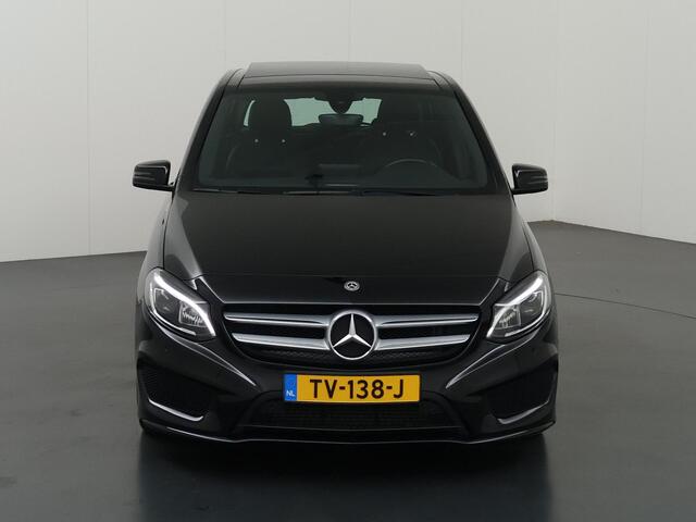 Mercedes-Benz B-KLASSE 180 Business Solution AMG | Panoramadak | Stoelverwarming | LED koplampen | Navigatie |