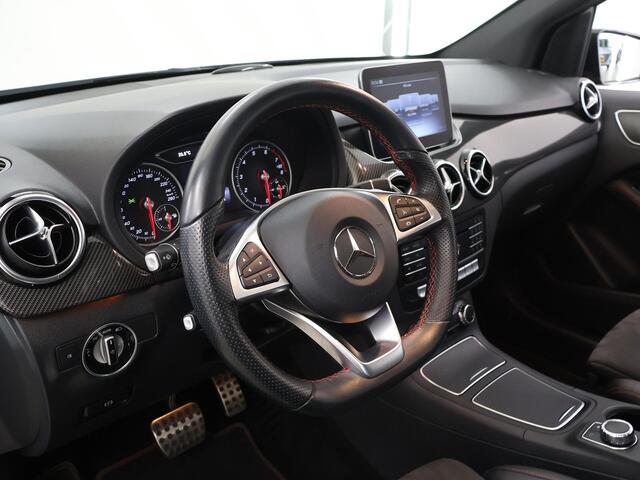 Mercedes-Benz B-KLASSE 180 Business Solution AMG | Panoramadak | Stoelverwarming | LED koplampen | Navigatie |