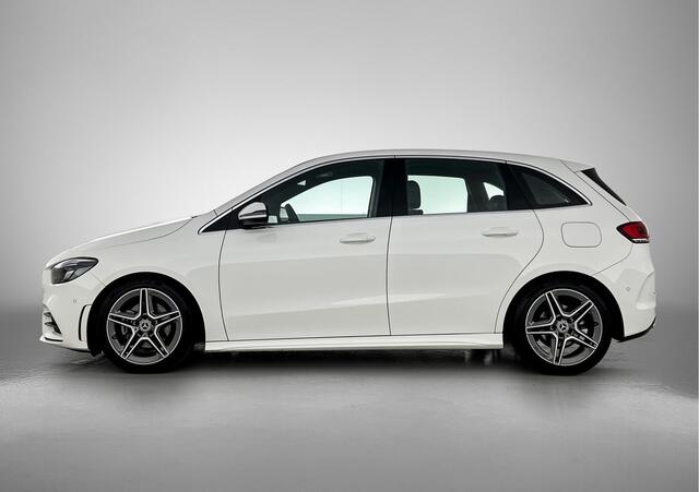 Mercedes-Benz B-KLASSE 180 Business Solution AMG | Stoelverwarming | AMG Line | Cruise Control | Inclusief 24 maanden Mercedes-Benz Certified garantie voor Europa.