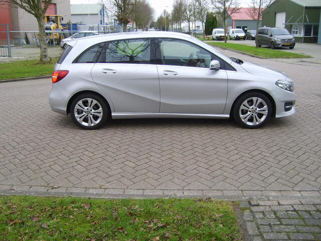 Mercedes-Benz B-KLASSE 200 Prestige Comfort automaat