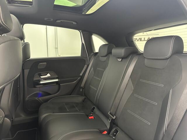 Mercedes-Benz B-KLASSE 180 AMG Line | Panoramadak | Multibeam | Night Pakket |