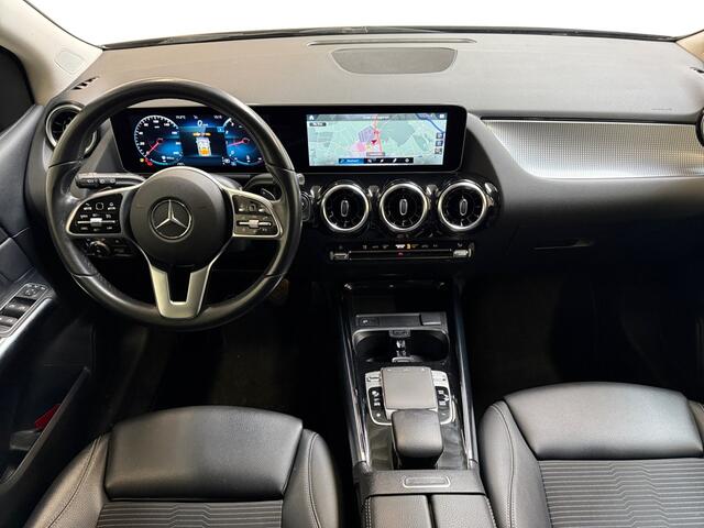 Mercedes-Benz B-KLASSE 180 Launch Edition Premium I Leder I Stoelverwarming I Cruise Control I Camera