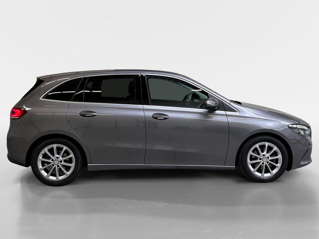 Mercedes-Benz B-KLASSE 180 Launch Edition Premium I Leder I Stoelverwarming I Cruise Control I Camera
