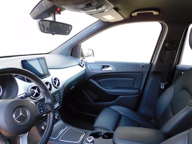 Mercedes-Benz B-KLASSE 180 Ambition DEALER ONDERHOUDEN! ANDROID/CARPLAY! LEER! STOELVERW! AIRCO! NAVI! BLUETOOTH!