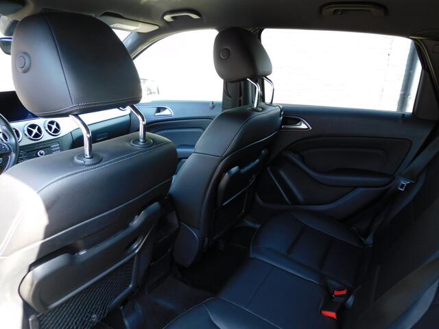 Mercedes-Benz B-KLASSE 180 Ambition DEALER ONDERHOUDEN! ANDROID/CARPLAY! LEER! STOELVERW! AIRCO! NAVI! BLUETOOTH!