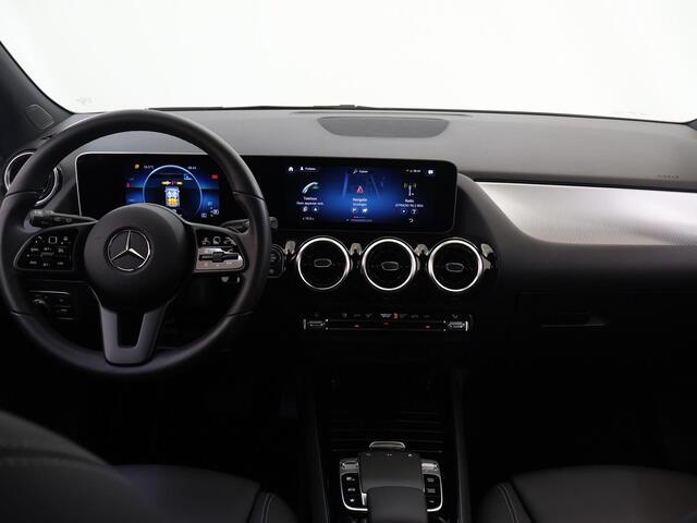 Mercedes-Benz B-KLASSE 180 Advantage | Thermatic | Elektrisch achterklep | Cruise control | Achteruitrijcamera |