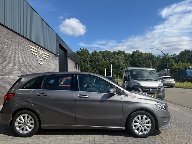 Mercedes-Benz B-KLASSE 180 Ambition | 1E EIGENAAR | 12MND GARANTIE | NAVI | LED | AICRO | CRUISE | TREKHAAK |