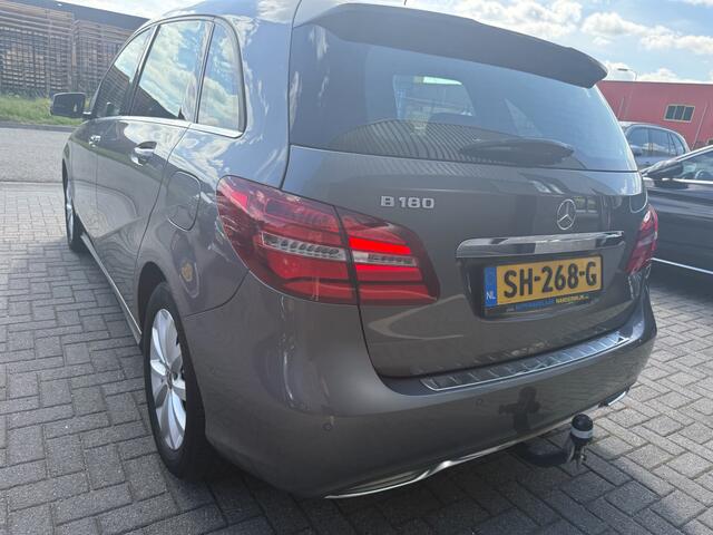 Mercedes-Benz B-KLASSE 180 Ambition | 1E EIGENAAR | 12MND GARANTIE | NAVI | LED | AICRO | CRUISE | TREKHAAK |