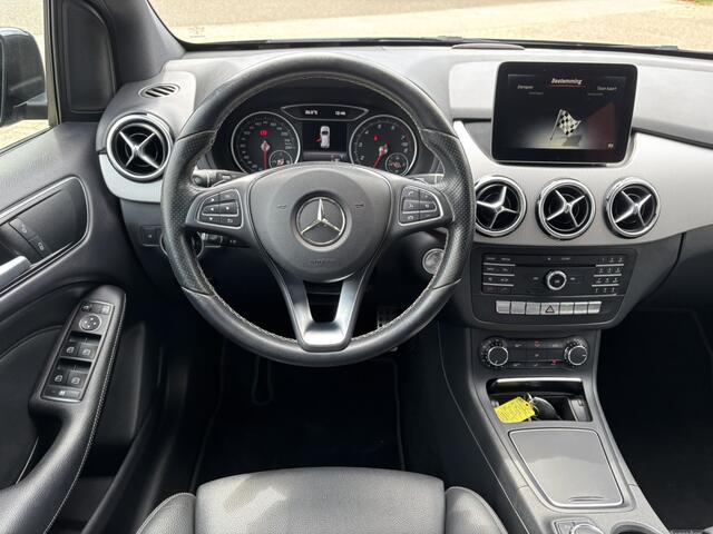 Mercedes-Benz B-KLASSE 180 Activity Edition / Navi / Trekhaak / NL Auto / Lederen Bekleding /