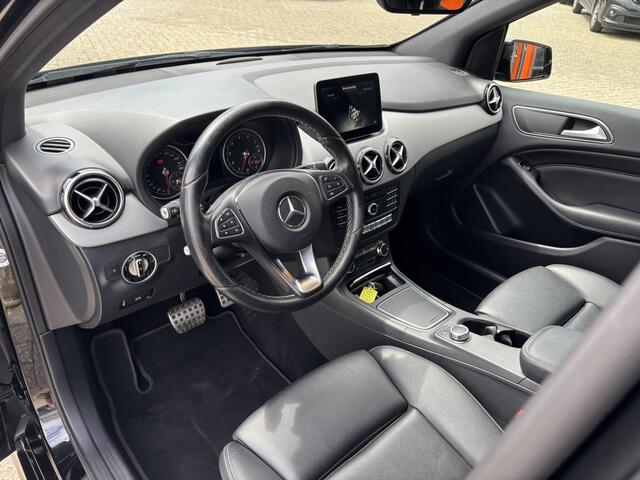 Mercedes-Benz B-KLASSE 180 Activity Edition / Navi / Trekhaak / NL Auto / Lederen Bekleding /