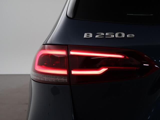 Mercedes-Benz B-KLASSE 250e PREMIUM + SFEERVERLICHTING | ADAPTIVE CRUISE | 360 CAMERA | 18 INCH | WIDESCREEN