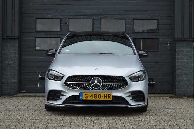 Mercedes-Benz B-KLASSE 180 Business Solution AMG | PANO | CAMERA | CARPLAY |