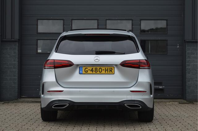 Mercedes-Benz B-KLASSE 180 Business Solution AMG | PANO | CAMERA | CARPLAY |
