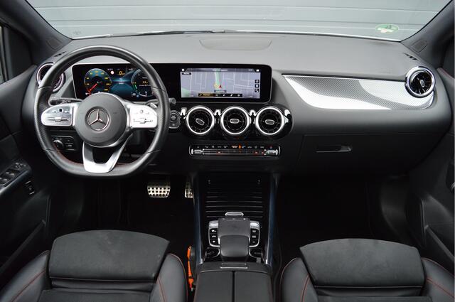 Mercedes-Benz B-KLASSE 180 Business Solution AMG | PANO | CAMERA | CARPLAY |