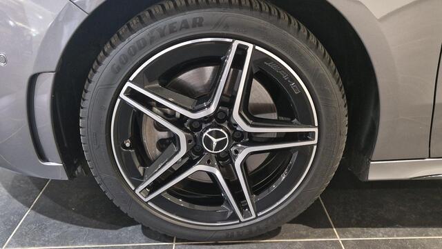 Mercedes-Benz B-KLASSE 250 e AMG Line Navigatie | Electrische stoelen met geheugen | Night pakket | Electrische trekhaak | Sfeerverlichting | Camera