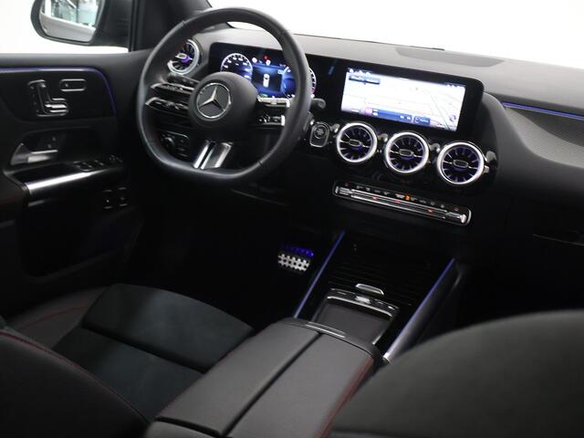 Mercedes-Benz B-KLASSE 250 e Business Solution AMG | Panoramadak | Memory | Trekhaak | Stoelverwarming | Widescreen | Sfeerverlichting |