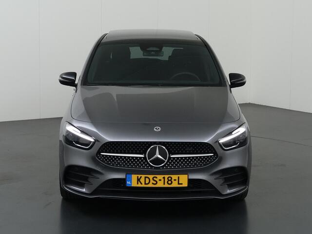 Mercedes-Benz B-KLASSE 250e Business Solution AMG | Panoramaschuifdak | Night | Winter pakket | Trekhaak | Stoelverwarming |