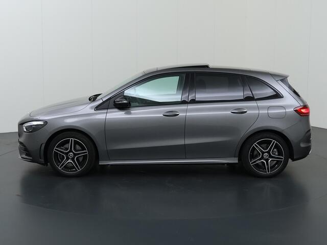 Mercedes-Benz B-KLASSE 250e Business Solution AMG | Panoramaschuifdak | Night | Winter pakket | Trekhaak | Stoelverwarming |